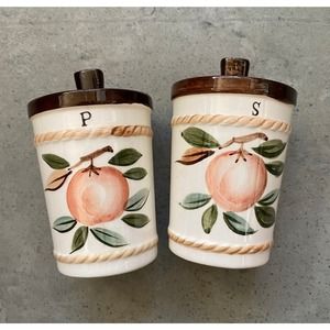 Enesco Japan Peach Motif Salt‎ & Pepper Shakers